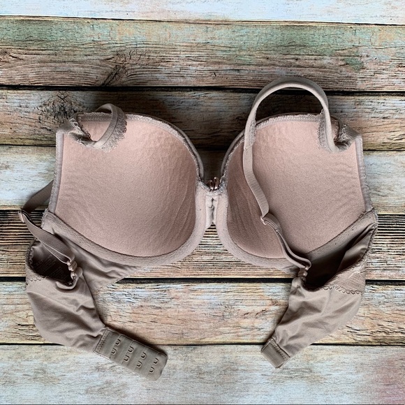 Victoria’s Secret nude push-up bra - Picture 4 of 4
